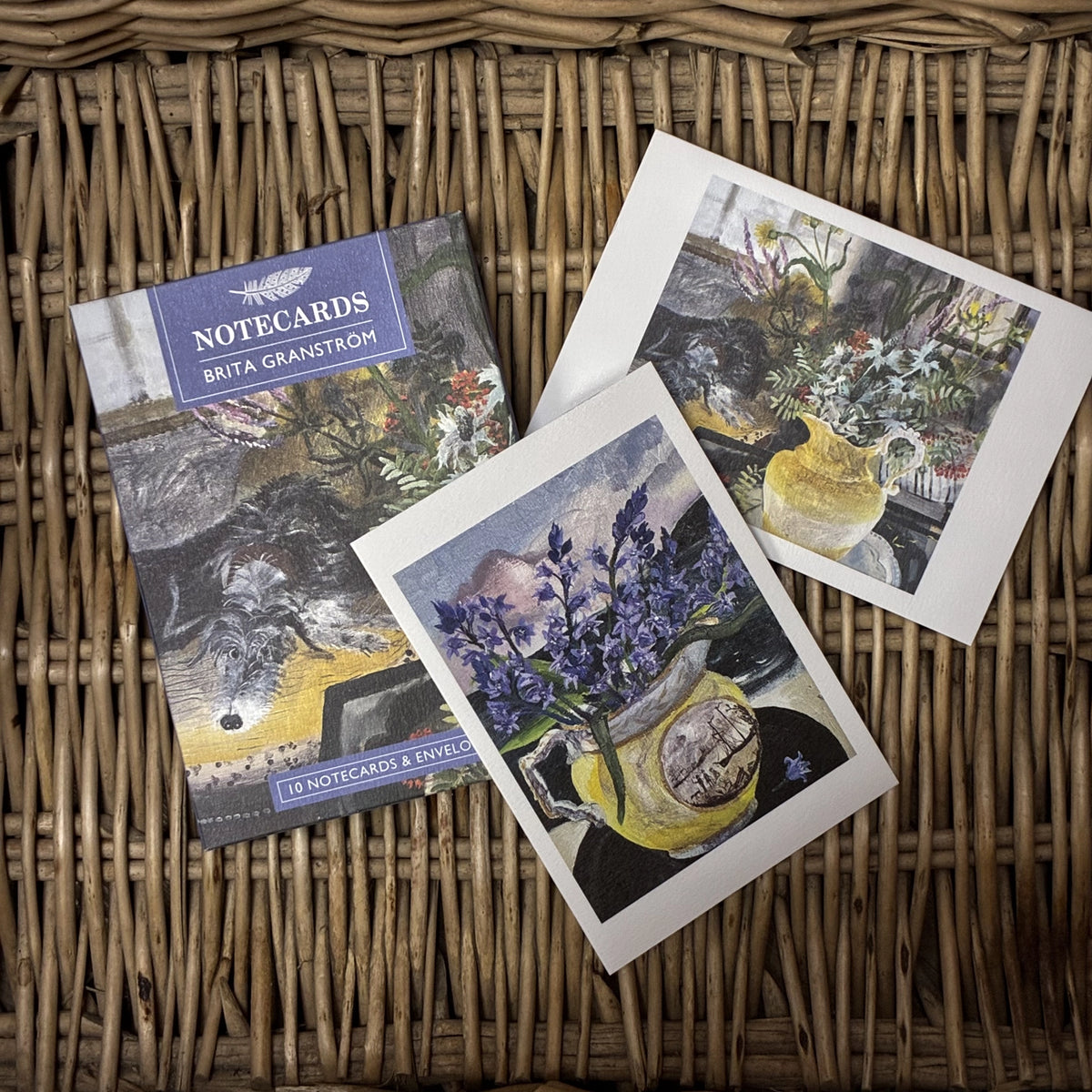 Hilda and Rowan & The Yellow Jug by Brita Granström. Packs contains 10 cards and envelopes, 5 each of 2 designs - 105mm x 148mm. Printed in the UK by Art Angels Publishing